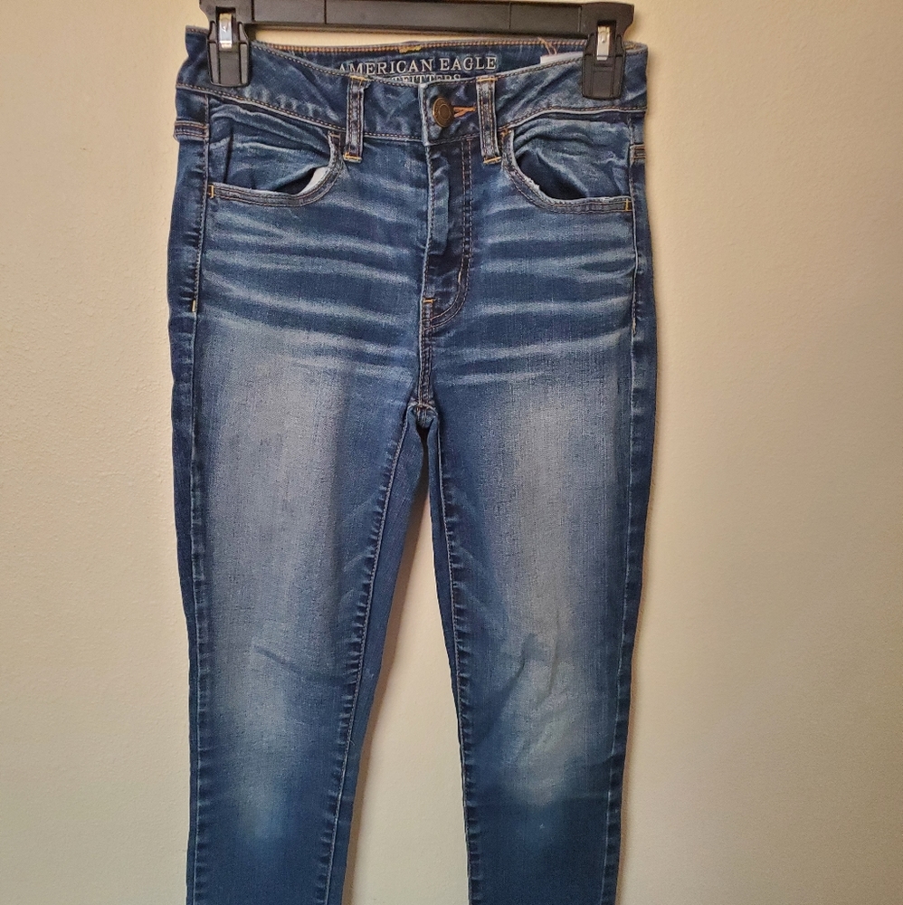 Skinny blue jeans